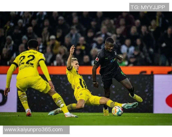 巴贝尔分析施洛特贝克未来去向或倾向国外球队而非拜仁