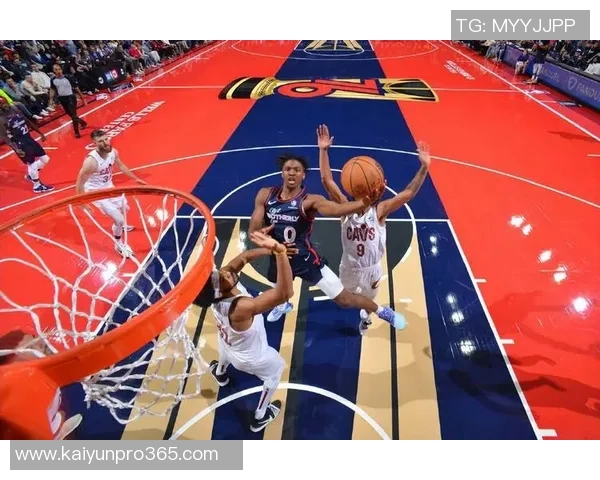 恩比德表现稳健17投7中贡献22分9篮板3助攻1抢断1盖帽助球队取得胜利